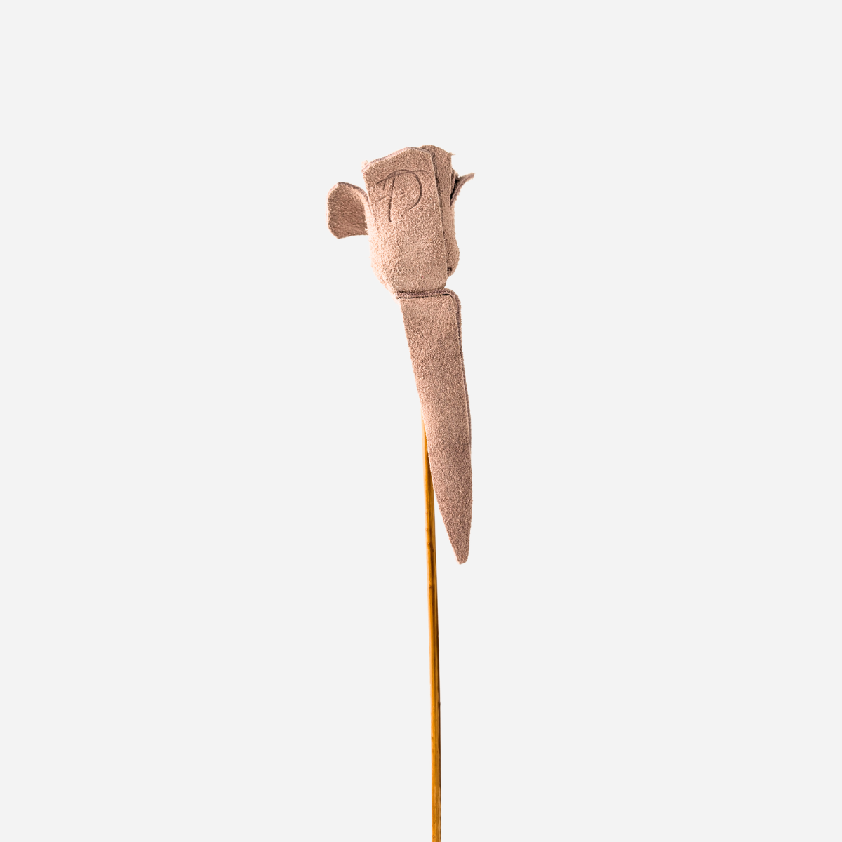 Rosa em Pele Felitchi Cuero